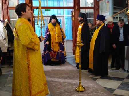 АРХИЕРЕЙСКОЕ БОГОСЛУЖЕНИЕ